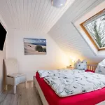 Semesterbostad Haus Kuestenliebe